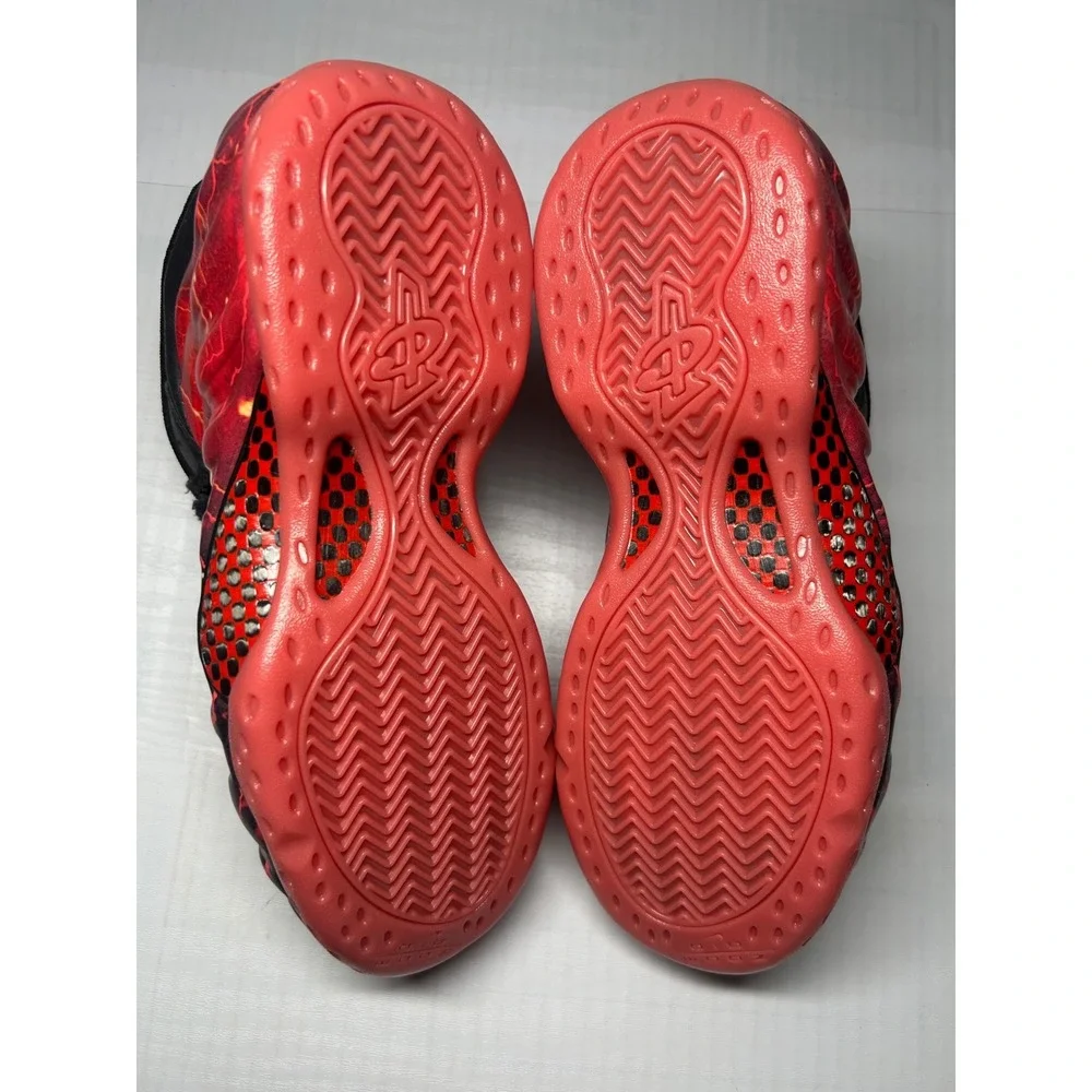 Nike Air Foamposite One Premium Stranger Things Size 9 IR7336 001 New/No Lid